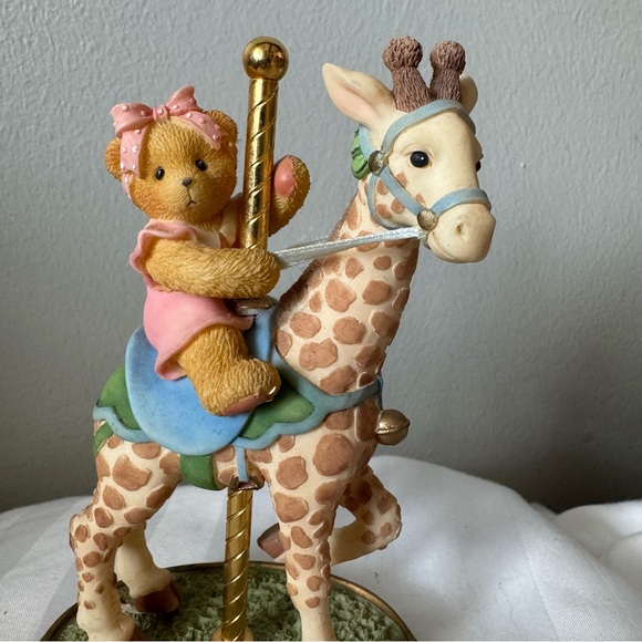 vintage 1999 Cherished Teddies figurine Carousel Flossie - Picture 2 of 6